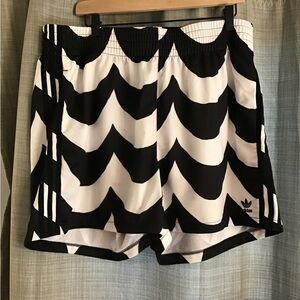 Marimekko Black and White Women's Athletic Shorts